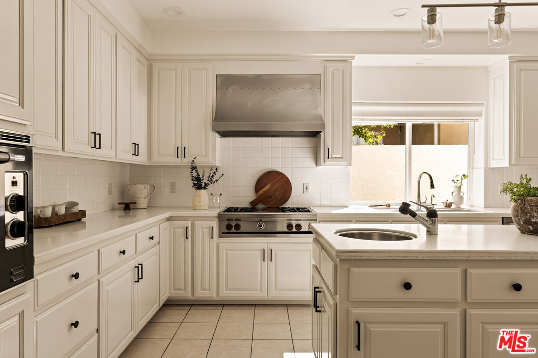 MLS #25611045 image #8