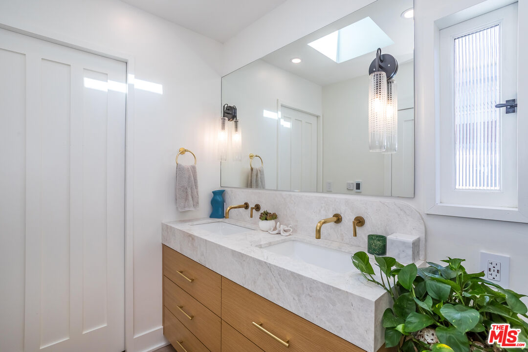 MLS #25611059 image #30