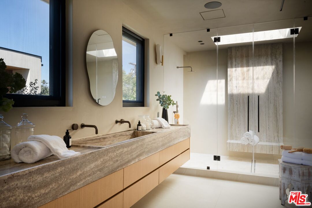 MLS #25611137 image #20