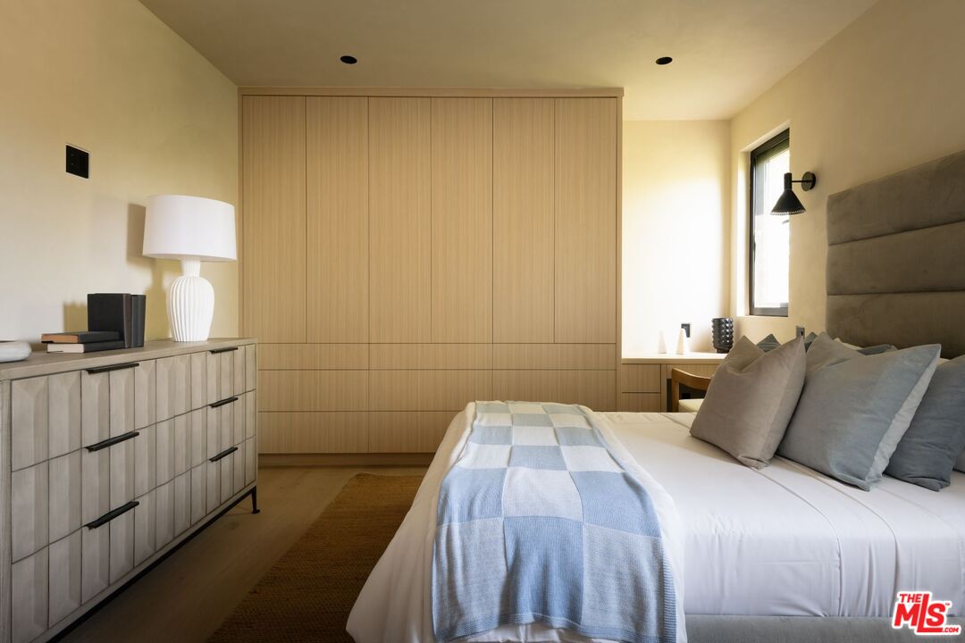 MLS #25611137 image #22