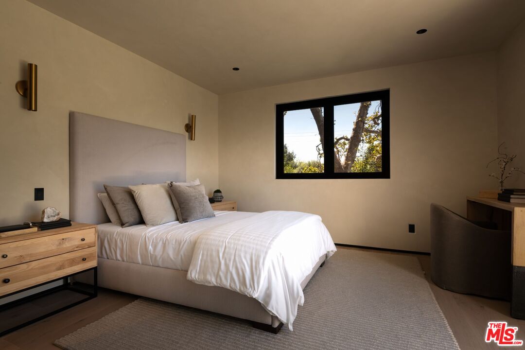 MLS #25611137 image #26