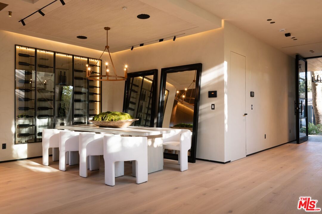 MLS #25611137 image #4