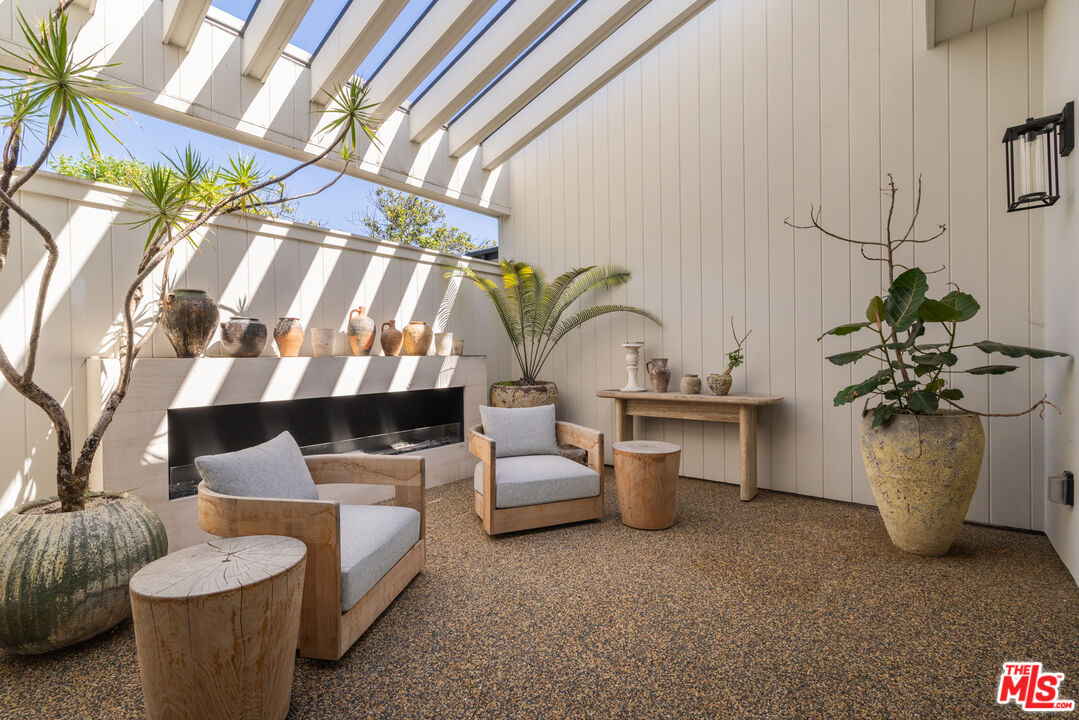 MLS #25611153 image #20