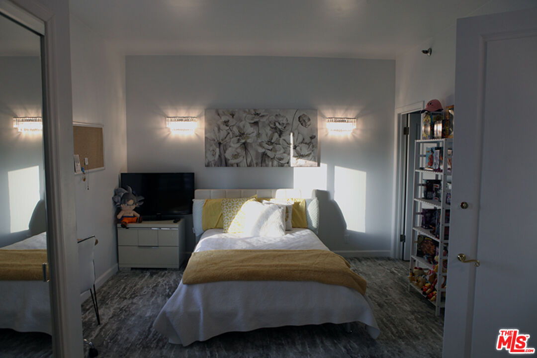 MLS #25611167 image #16