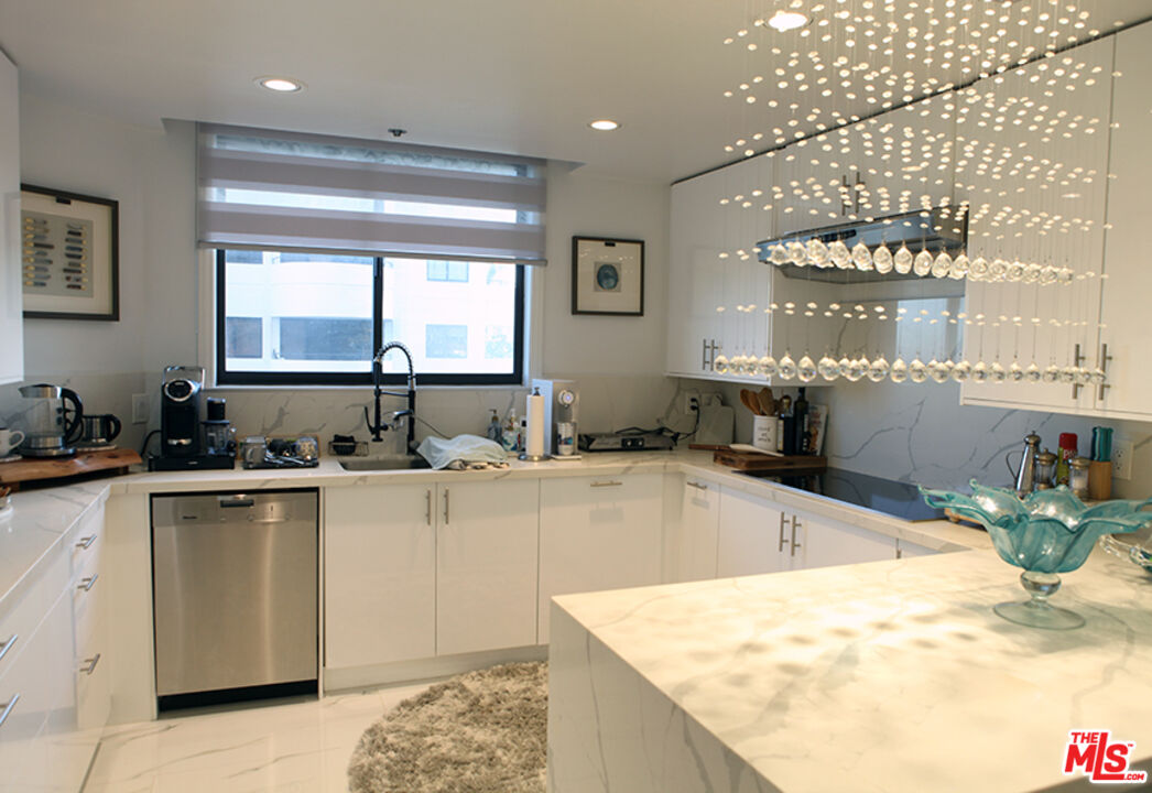 MLS #25611167 image #1