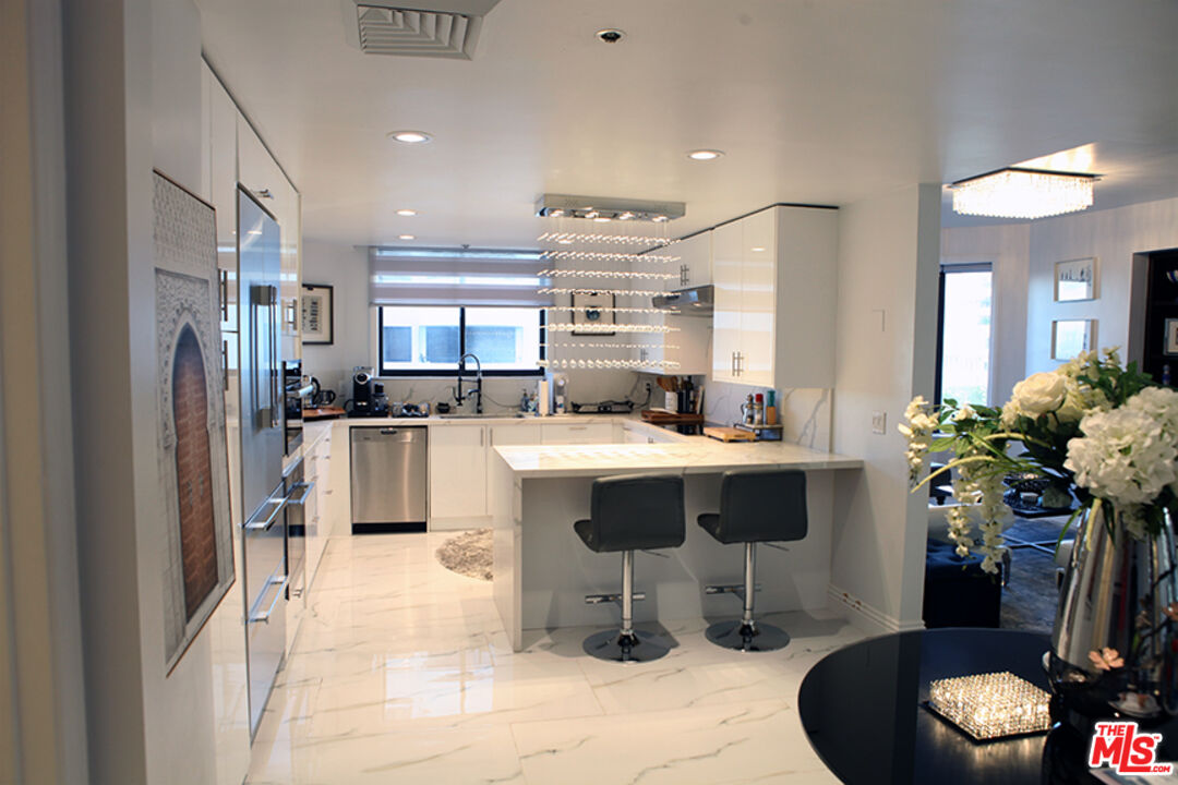 MLS #25611167 image #2