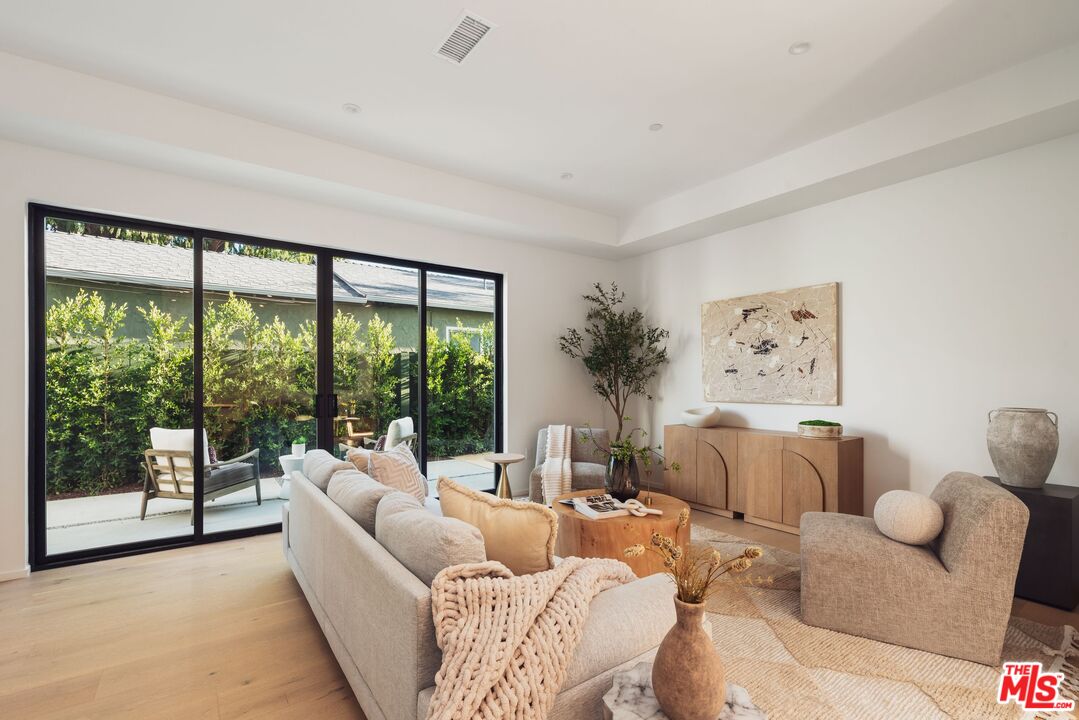 MLS #25611201 image #2