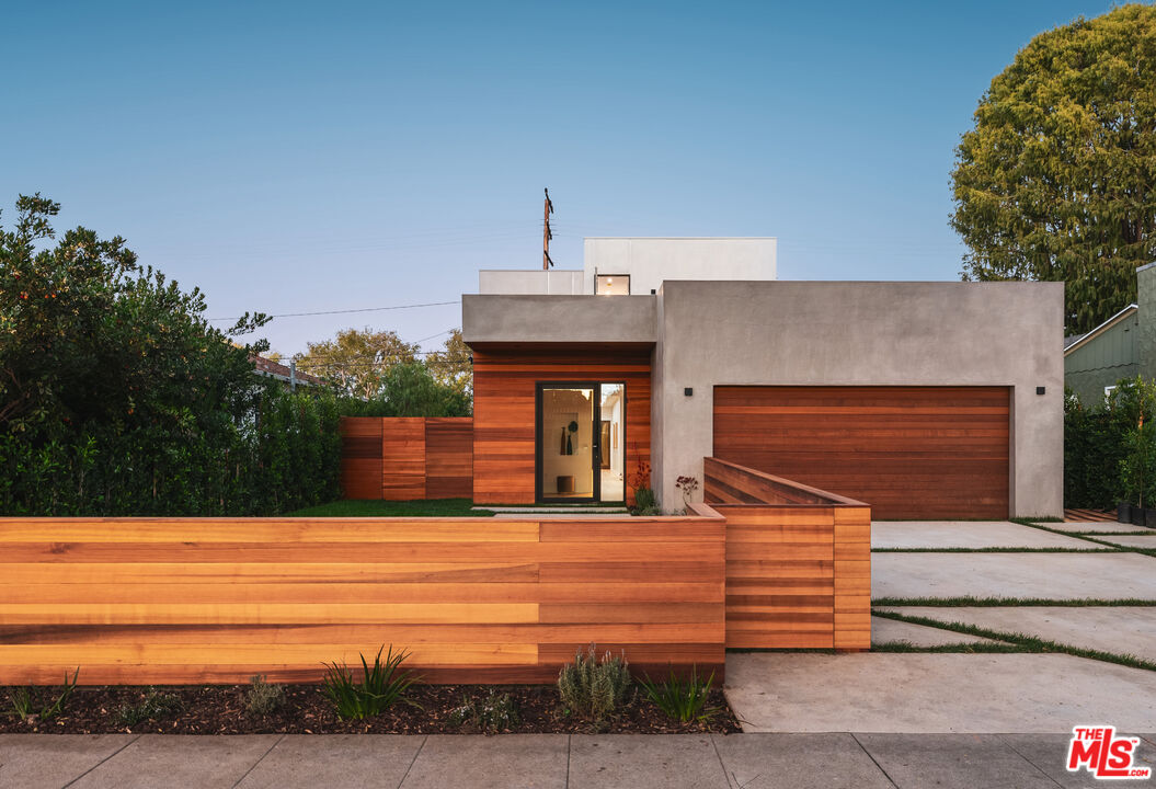 MLS #25611201 image #0