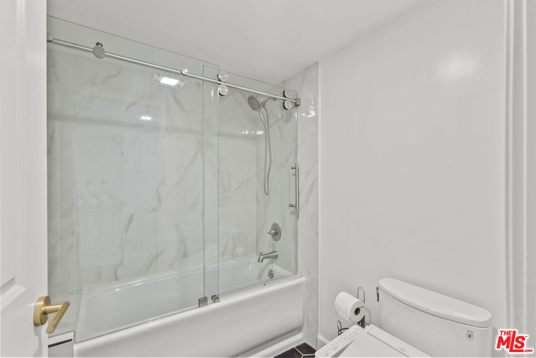 MLS #25611237 image #19