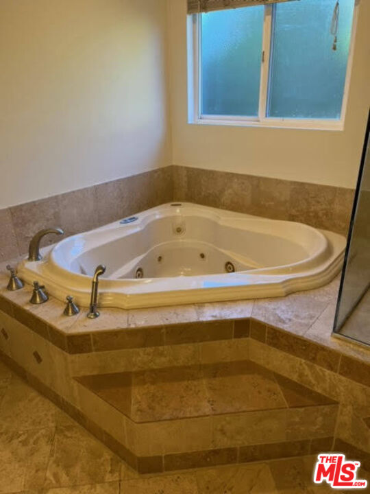 MLS #25611255 image #8