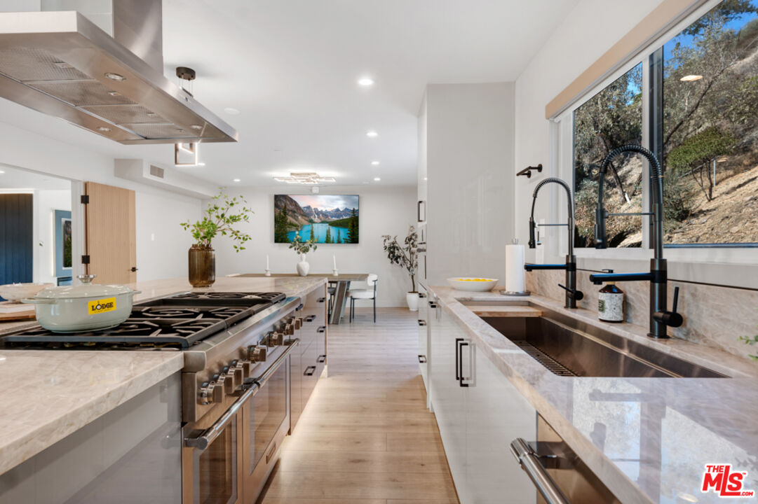 MLS #25611269 image #10