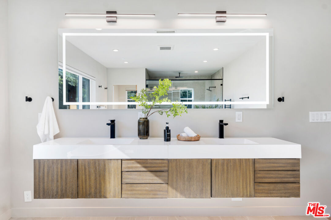 MLS #25611269 image #22