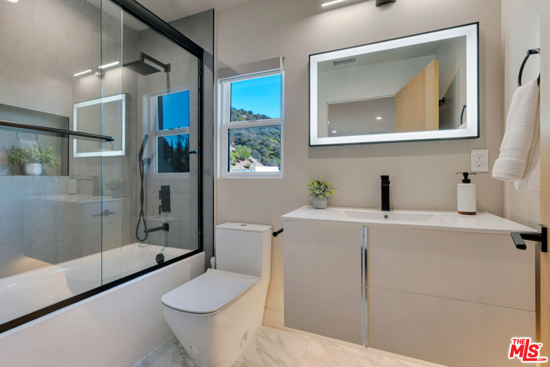 MLS #25611269 image #37