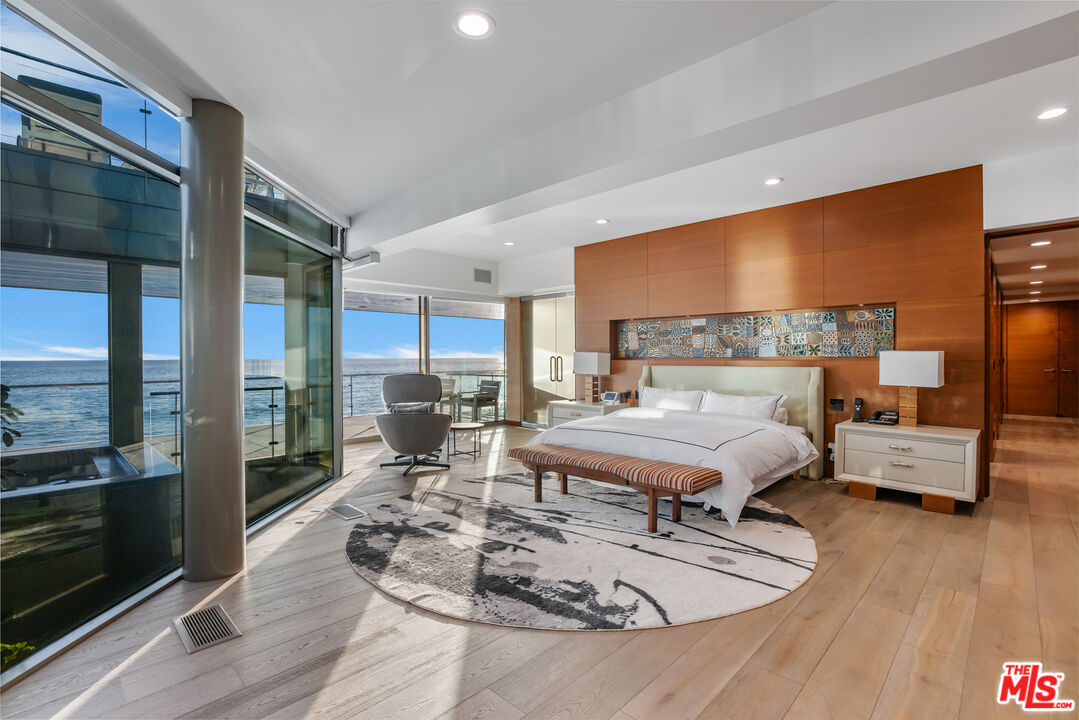 MLS #25611319 image #15