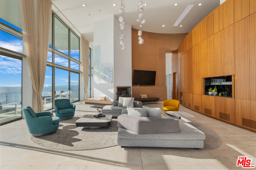 MLS #25611319 image #7