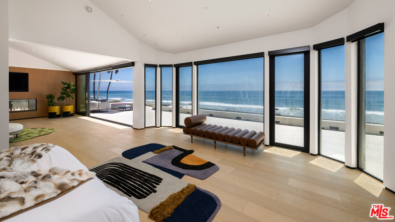 MLS #25611321 image #14