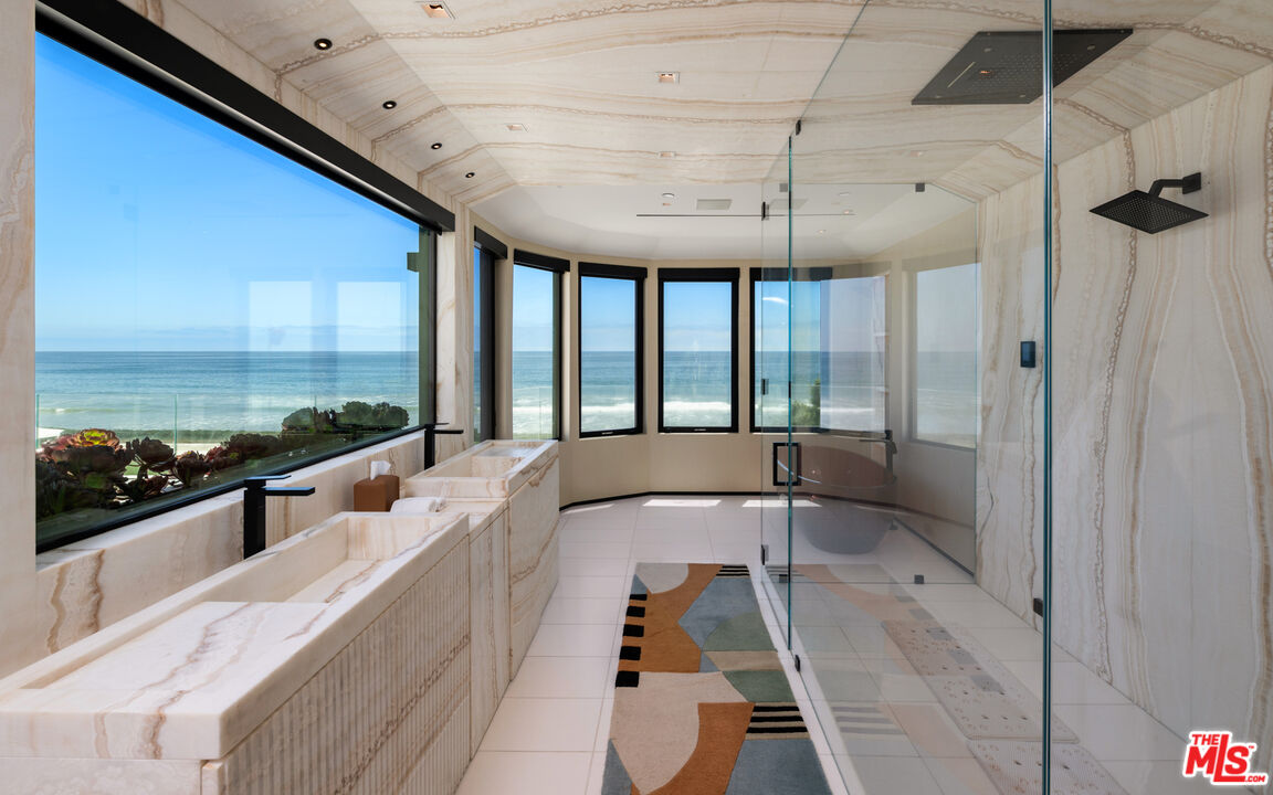 MLS #25611321 image #17