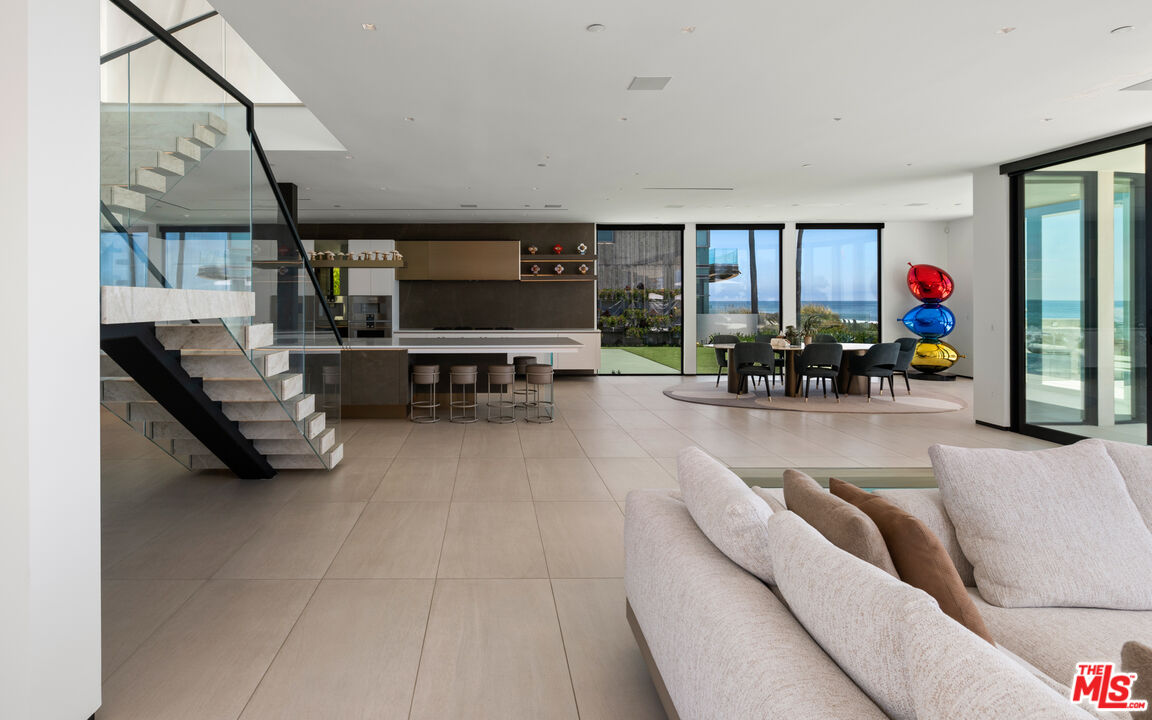 MLS #25611321 image #8