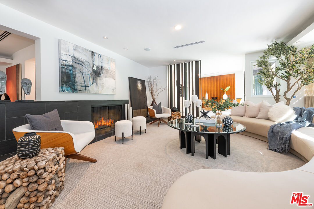 MLS #25611343 image #12