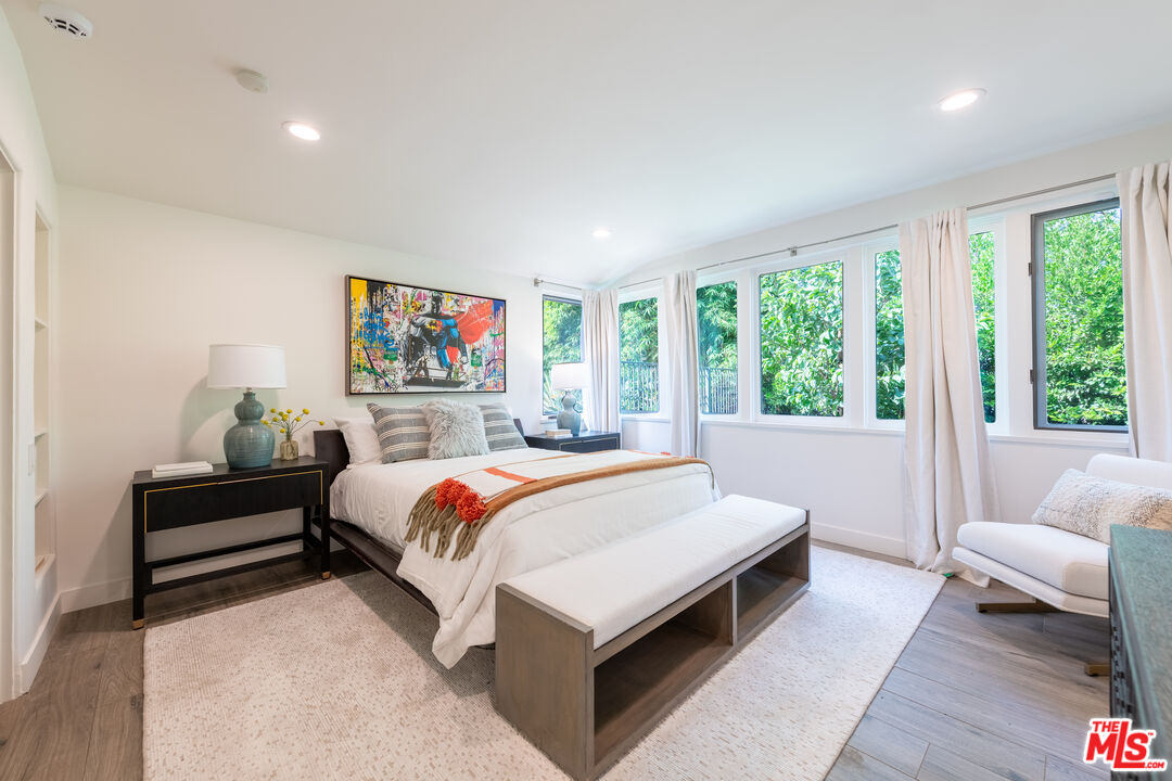 MLS #25611343 image #33