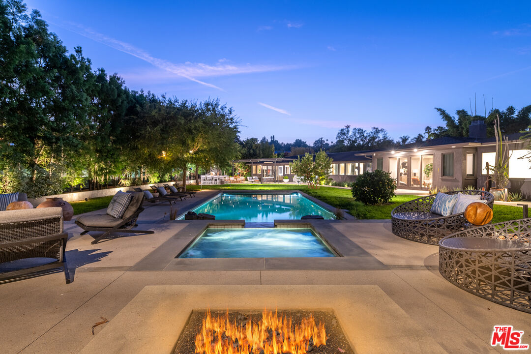 MLS #25611343 image #0