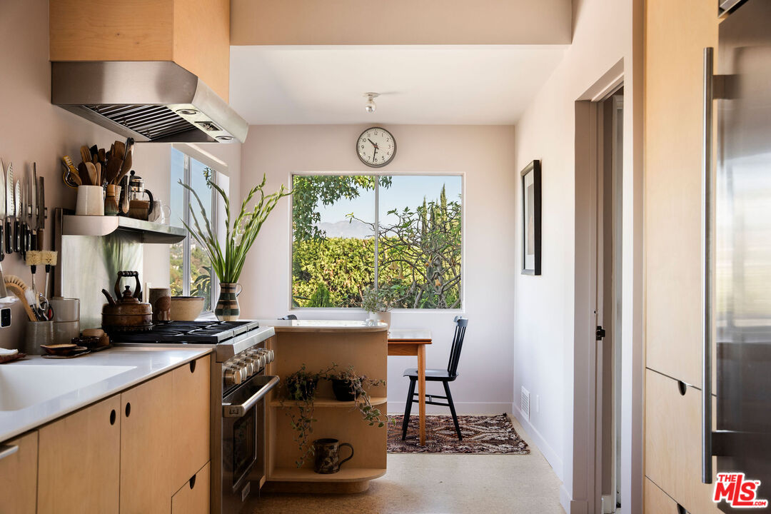 MLS #25611411 image #10