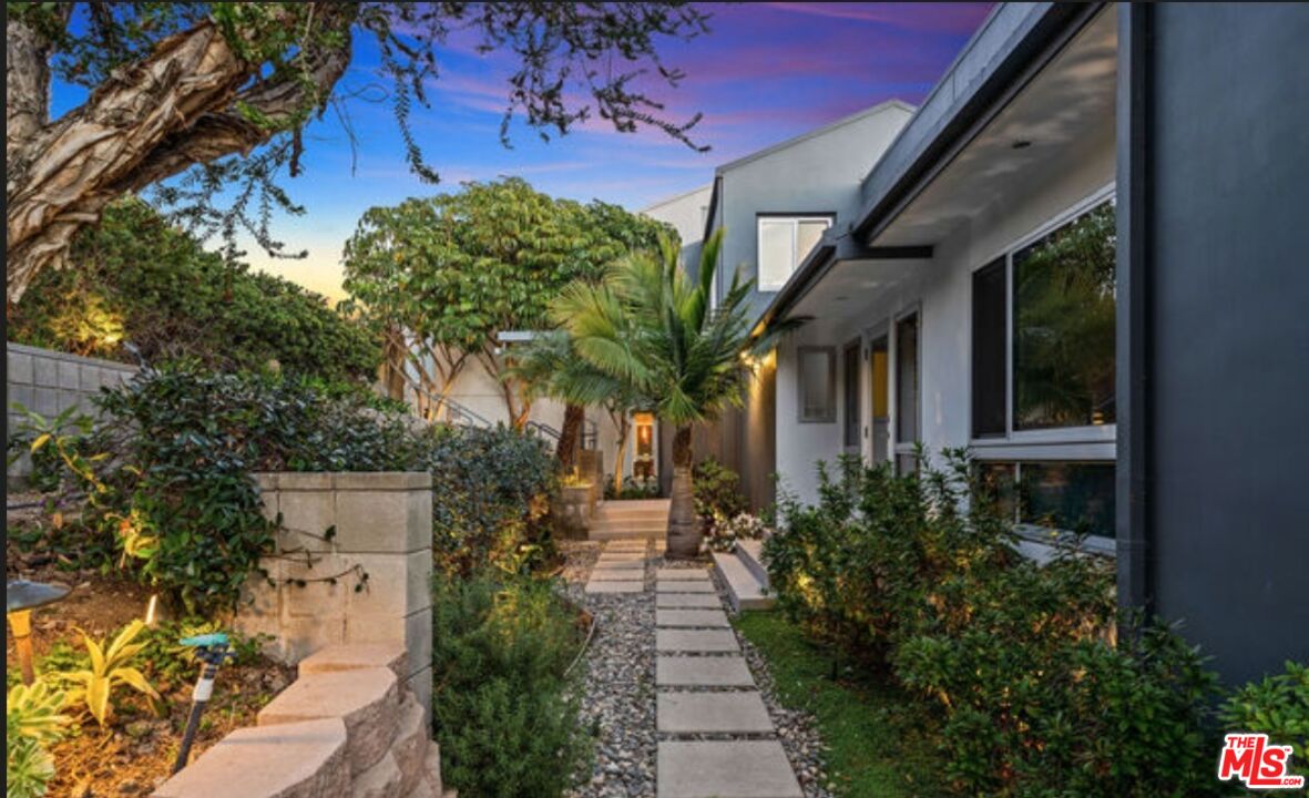 MLS #25611455 image #2