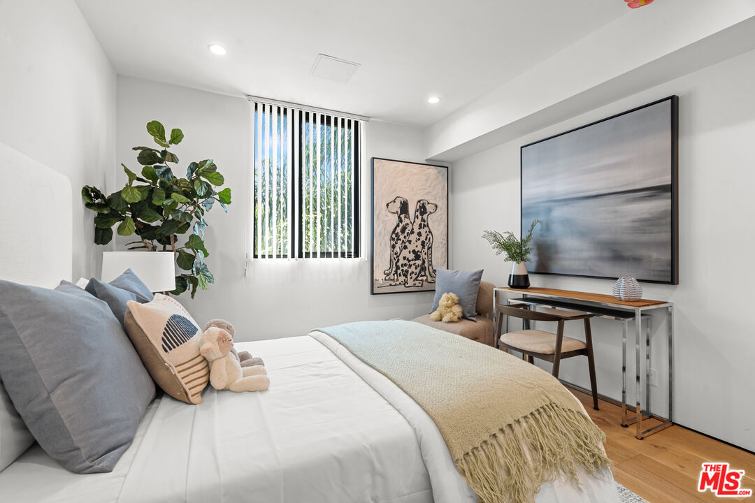 MLS #25611469 image #12