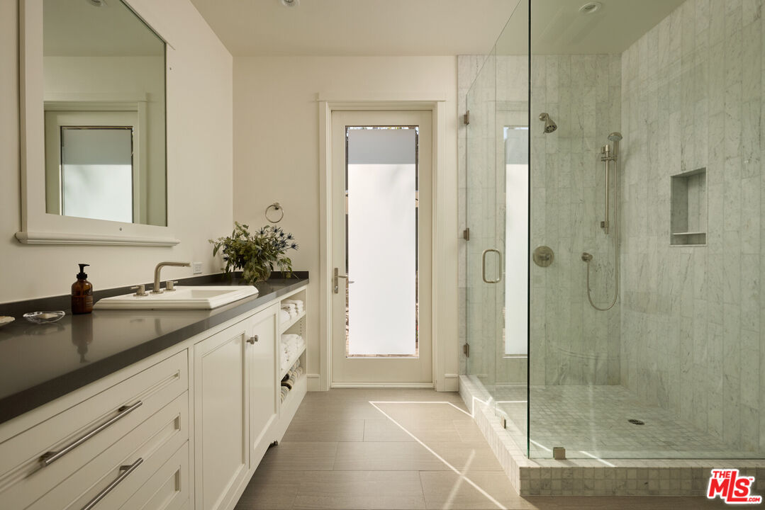 MLS #25611527 image #16