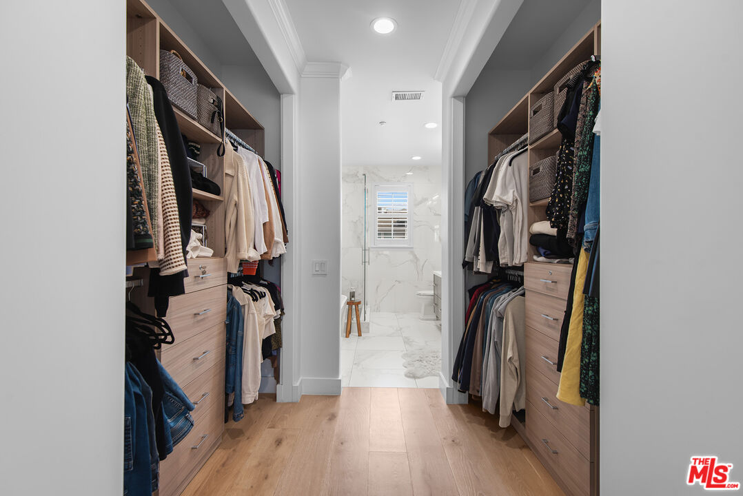 MLS #25611577 image #16