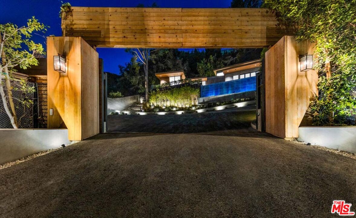 MLS #25611617 image #29