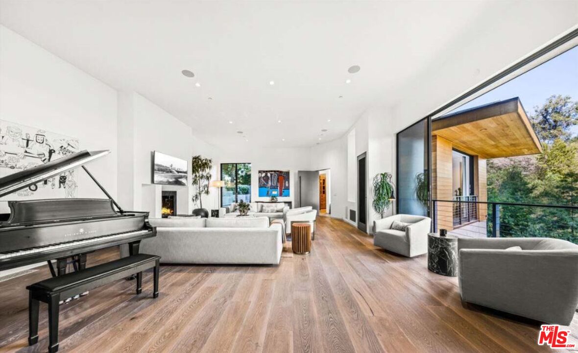 MLS #25611617 image #7