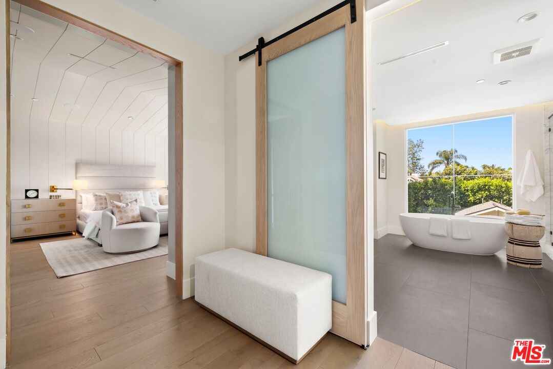 MLS #25611671 image #13