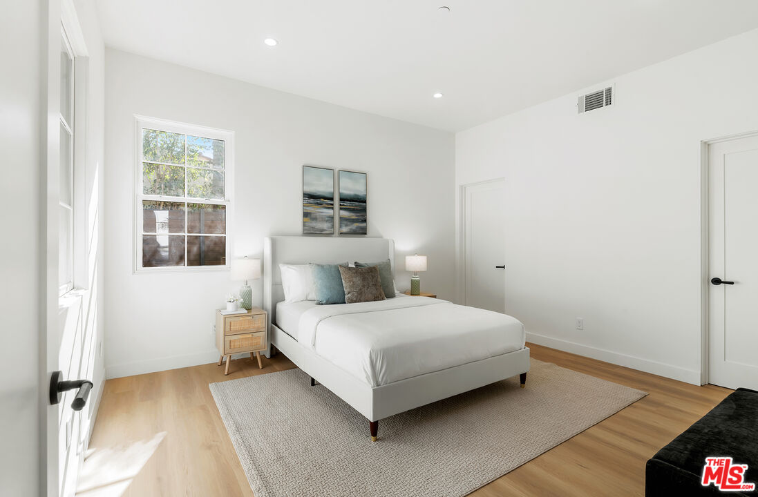 MLS #25611685 image #30