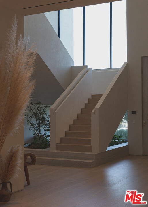 MLS #25611847 image #1