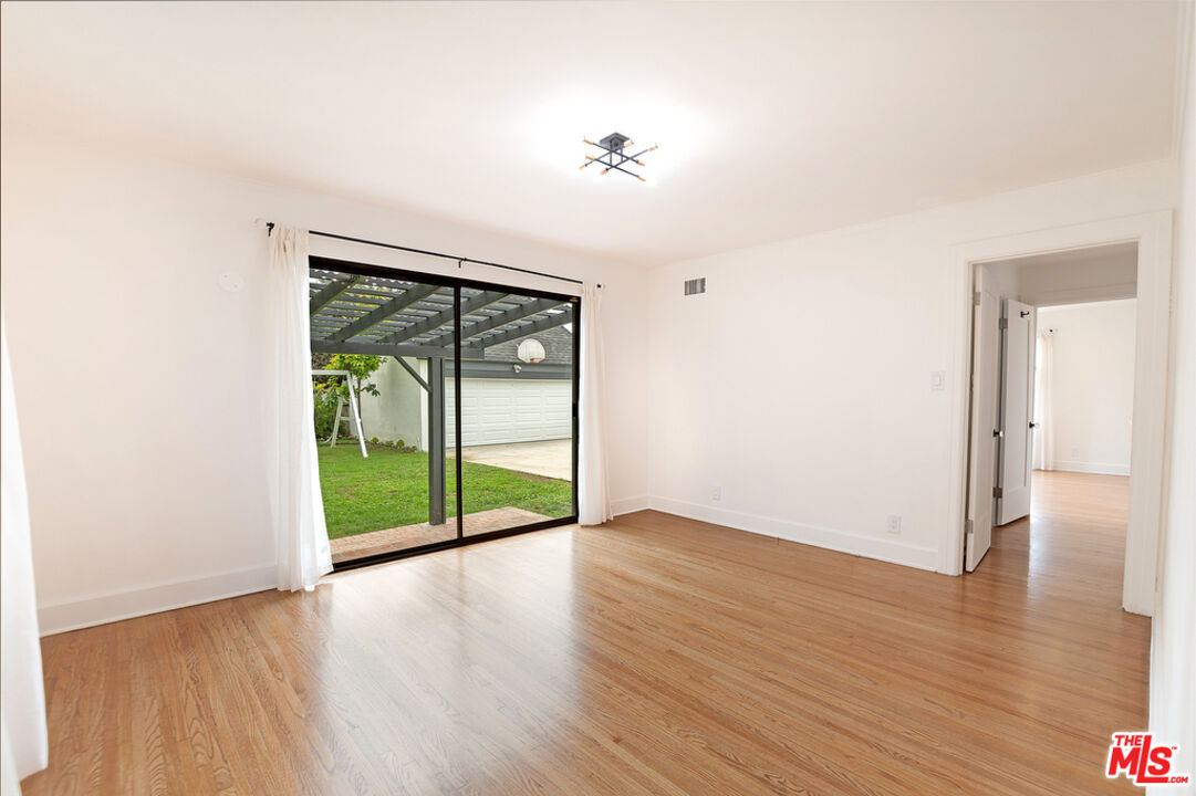 MLS #25611853 image #13