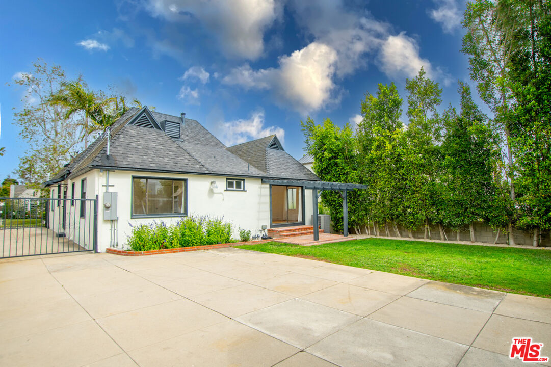 MLS #25611853 image #14