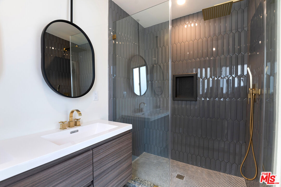 MLS #25611853 image #20