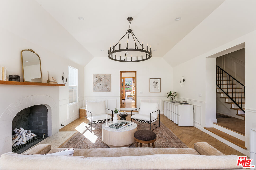 MLS #25611859 image #3