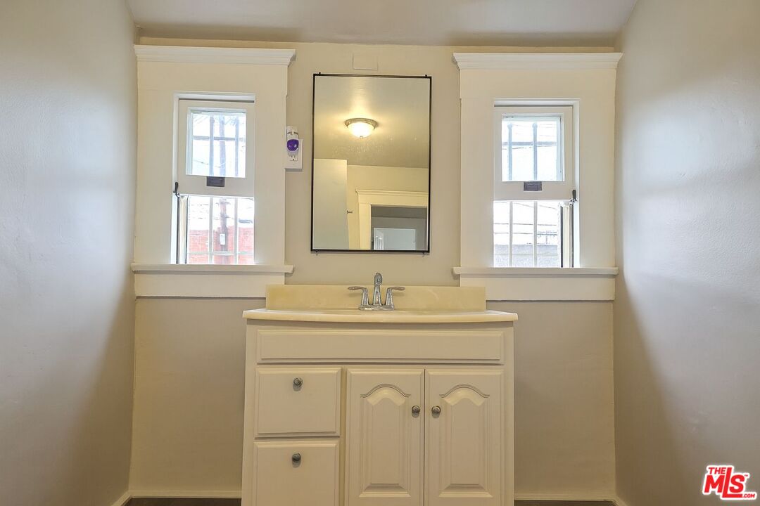 MLS #25611991 image #17