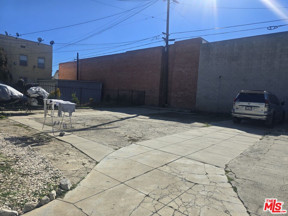 MLS #25611991 image #24