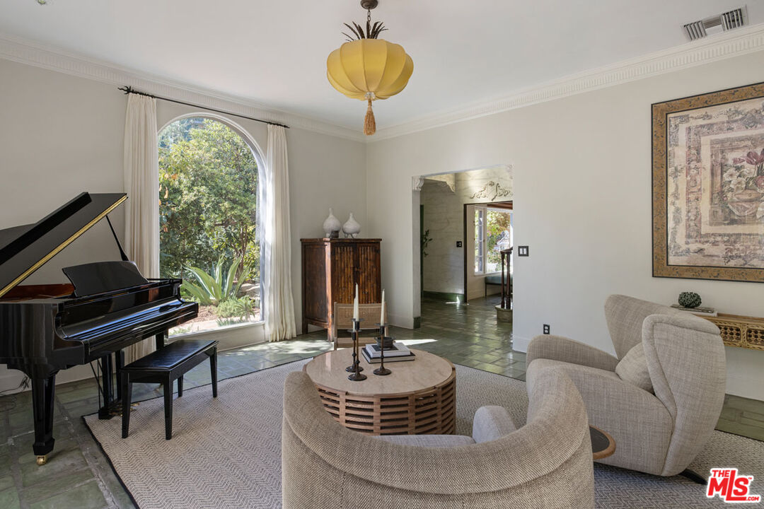 MLS #25612113 image #12