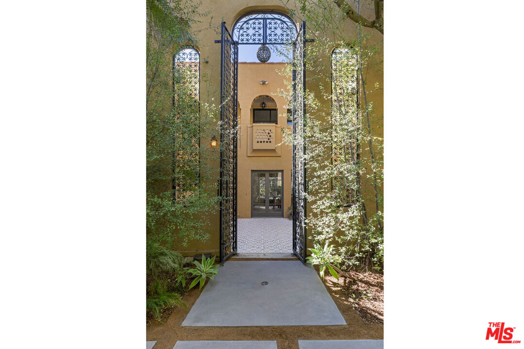 MLS #25612113 image #17