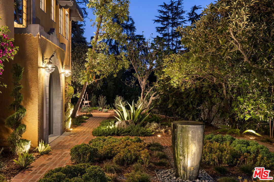 MLS #25612113 image #1