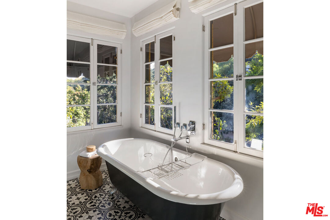 MLS #25612113 image #38