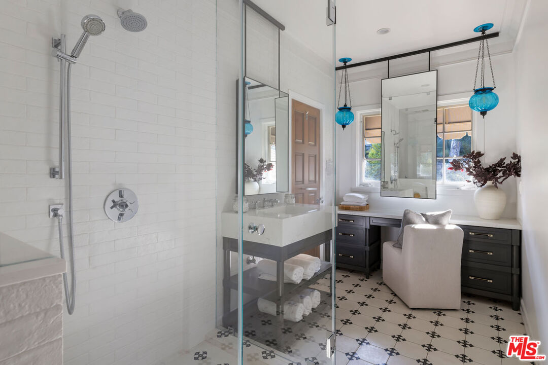 MLS #25612113 image #45