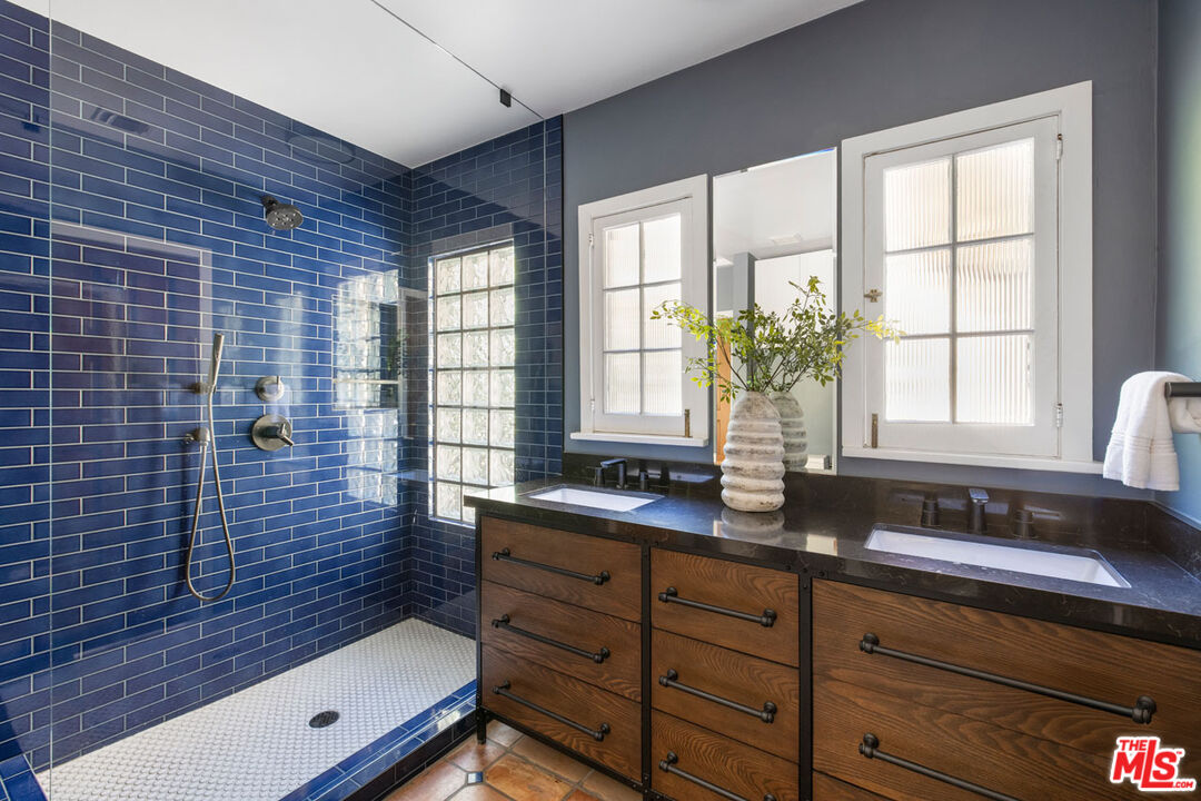 MLS #25612113 image #54