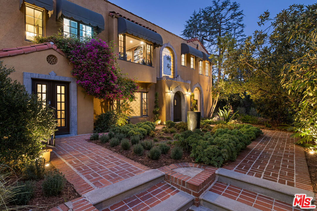 MLS #25612113 image #0