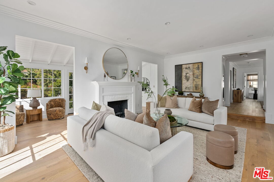 MLS #25612139 image #1