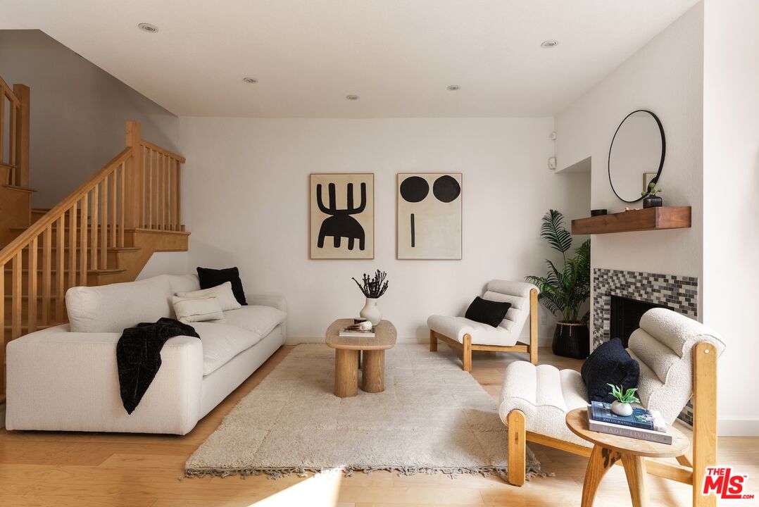 MLS #25612173 image #1